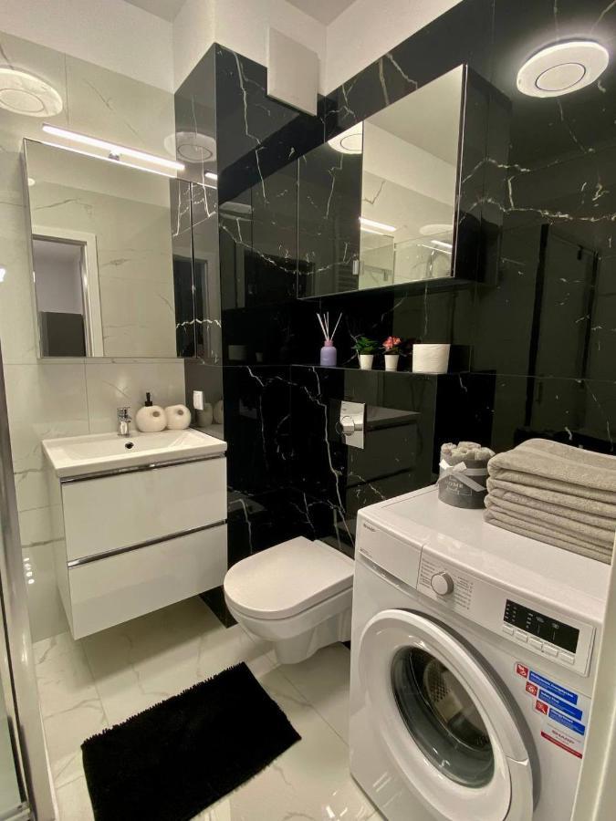 Apartment Mokotow Blisko Lotniska Chopina Varsavia Esterno foto